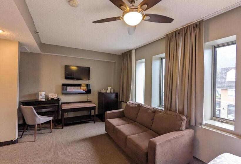 带大床的豪华间, King Edward Hotel