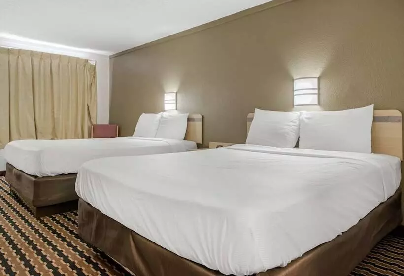 ２ダブルベッドのスタンダードルーム, Rodeway Inn