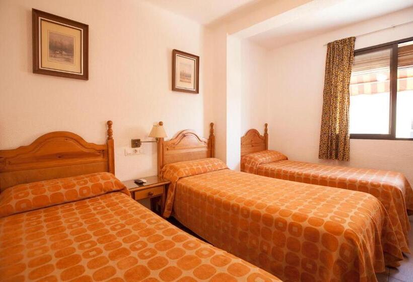 غرفة قياسية ثلاثية, Serramar