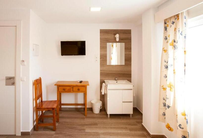 غرفة قياسية حمام مشترك, Serramar