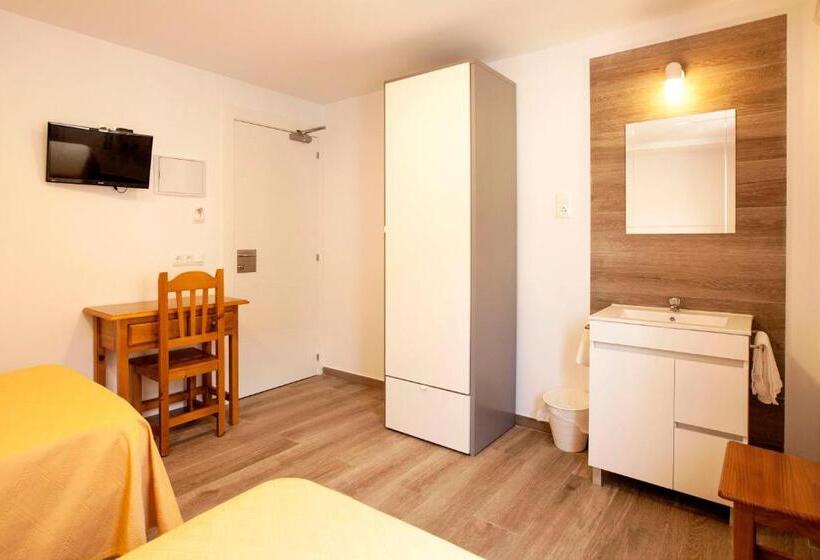 غرفة قياسية حمام مشترك, Serramar