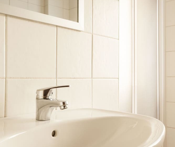 غرفة قياسية حمام مشترك, Serramar