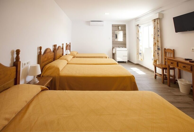 غرفة قياسية رباعية حمام مشترك, Serramar