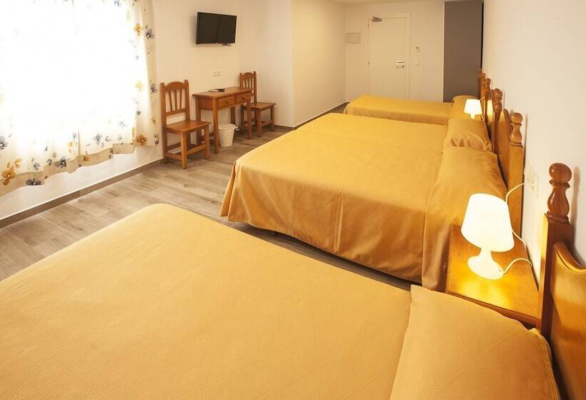 غرفة قياسية رباعية حمام مشترك, Serramar