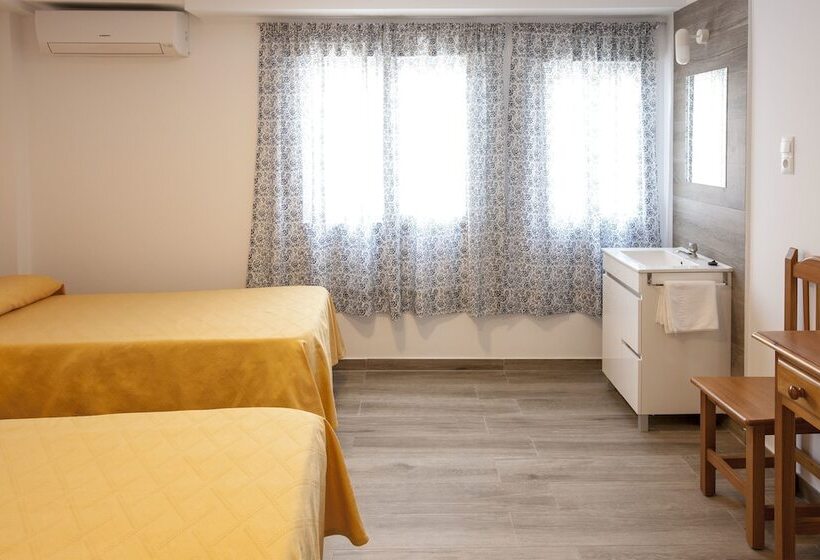 غرفة قياسية حمام مشترك, Serramar