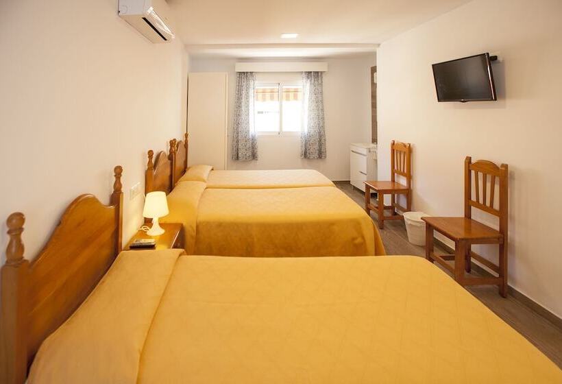 غرفة قياسية ثلاثية حمام مشترك, Serramar