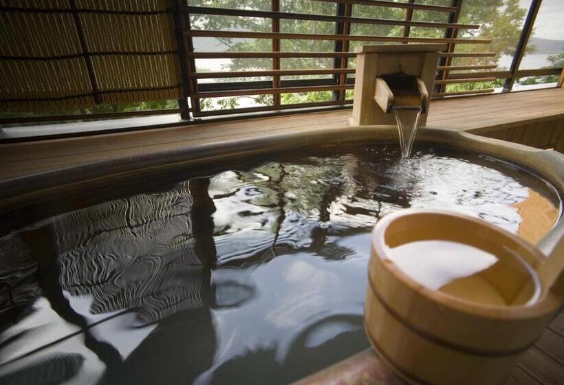 غرفة ديلوكس, Akan Yuku No Sato Tsuruga