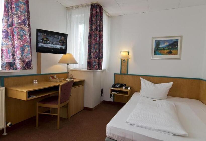 スタンダードシングルルーム, Alpha