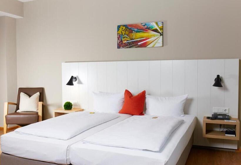 コンフォートルーム, Alpha