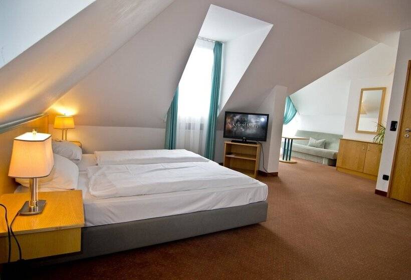 スタンダードルーム, Alpha