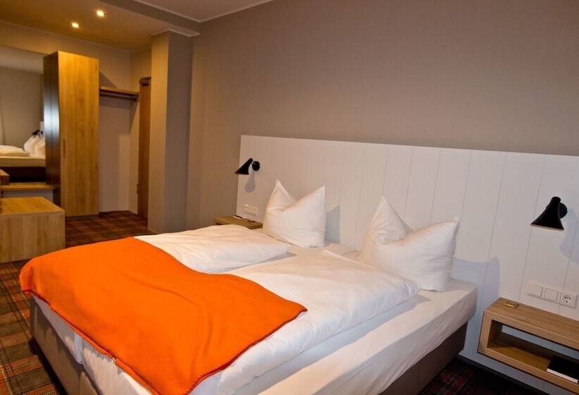 コンフォートルーム, Alpha