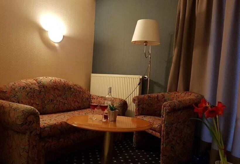 수피리어 트리플 룸, Am Park