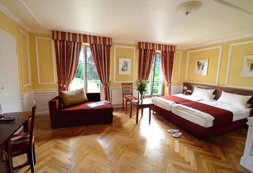 חדר קלאסי, Chateau De Pourtales