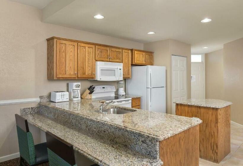Апартаменты 1 Спальня, Club Wyndham Governors Green