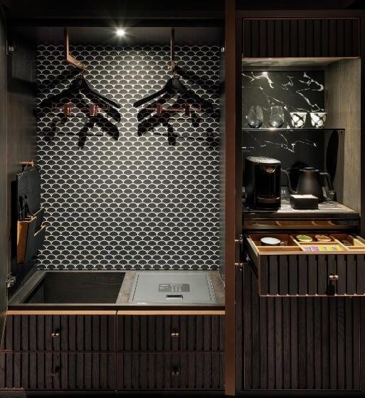 חדר אקזקיוטיב עם מיטת קווין, Sosei Sapporo Mgallery Collection