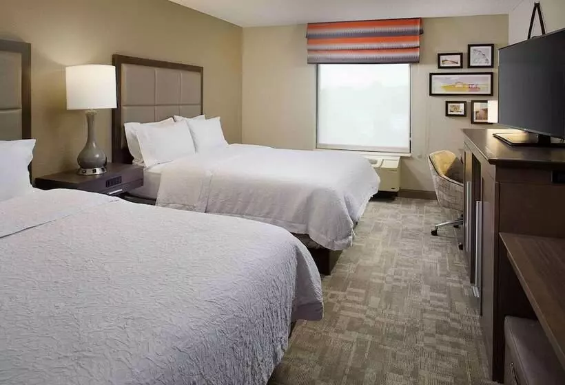 اتاق استاندارد, Hampton Inn Garden City Long Island