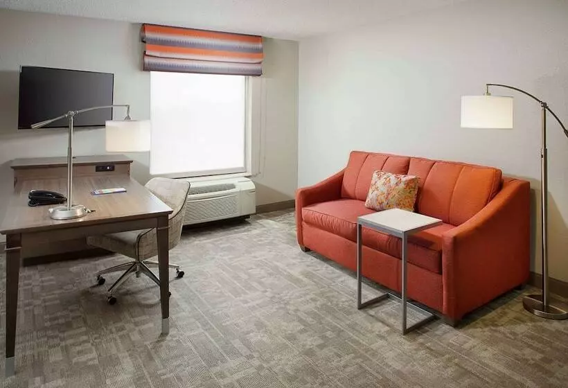 اتاق استاندارد, Hampton Inn Garden City Long Island