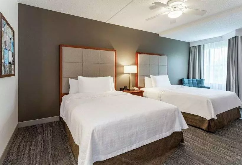 スタンダードスタジオ, Homewood Suites By Hilton Albany