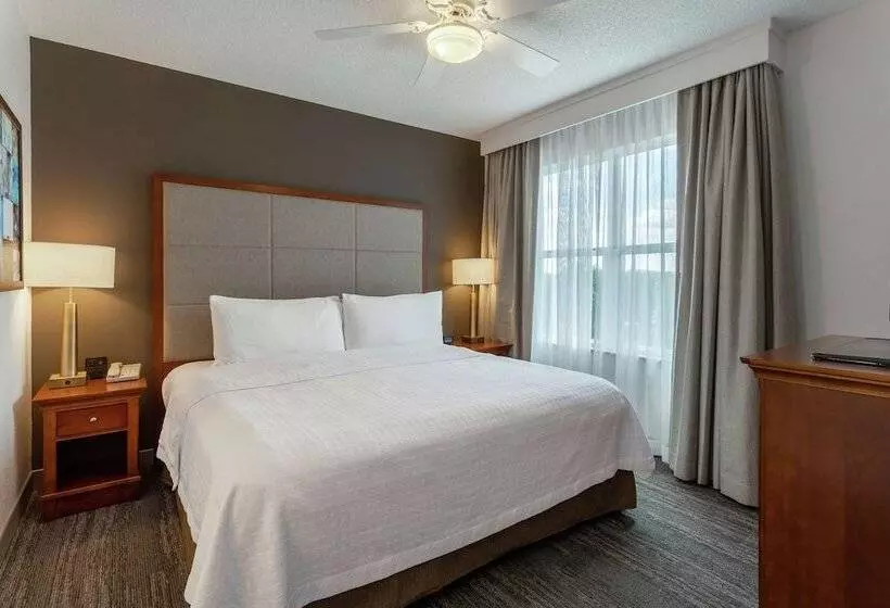 スイート, Homewood Suites By Hilton Albany