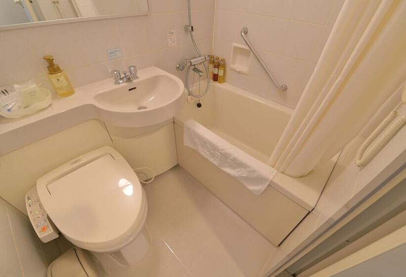 غرفة قياسية, Okayama Koraku