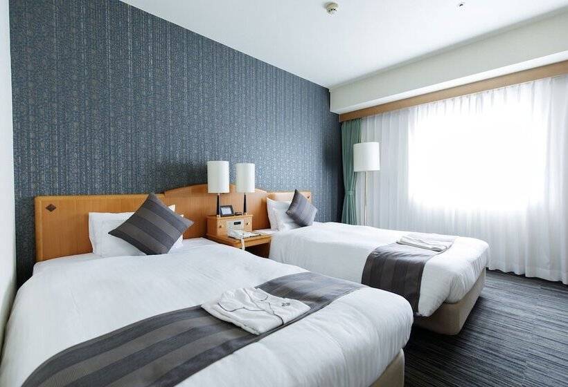 غرفة قياسية, Okayama Koraku