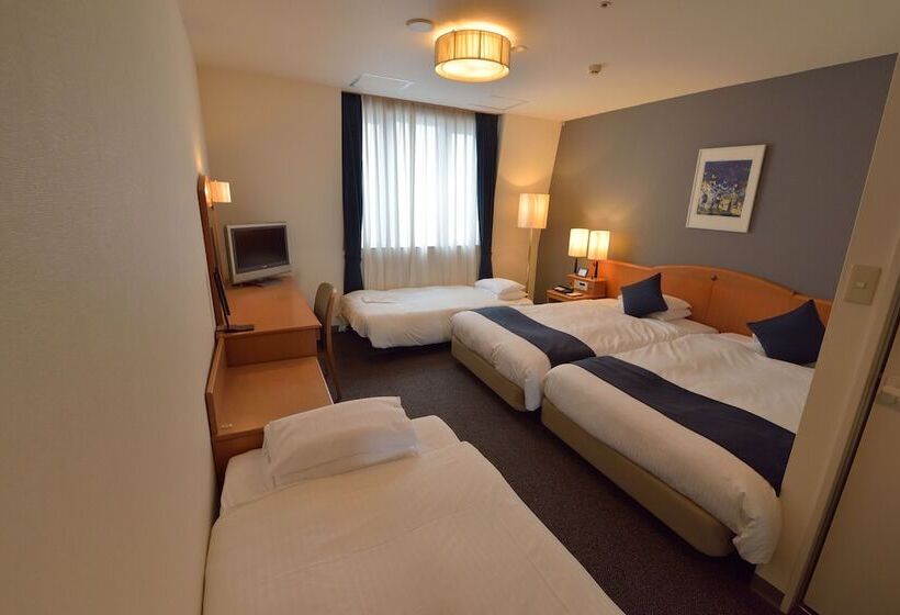 غرفة قياسية, Okayama Koraku