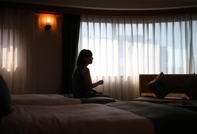 غرفة بريميوم, Okayama Koraku