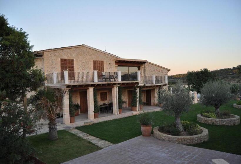 침실 4개 아파트, Agroturismo Son Burgues