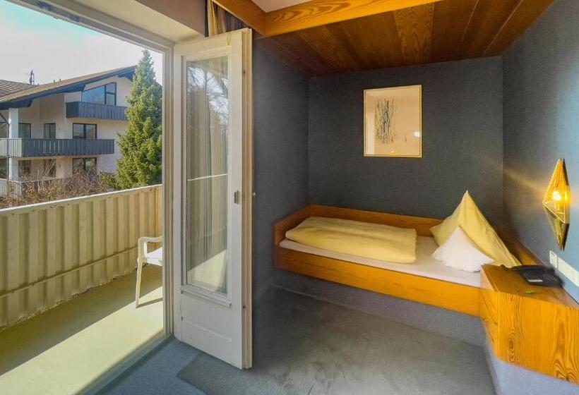 Номер Стандарт Индивидуальный с Балконом, Kneipp Kurhotel Emilie