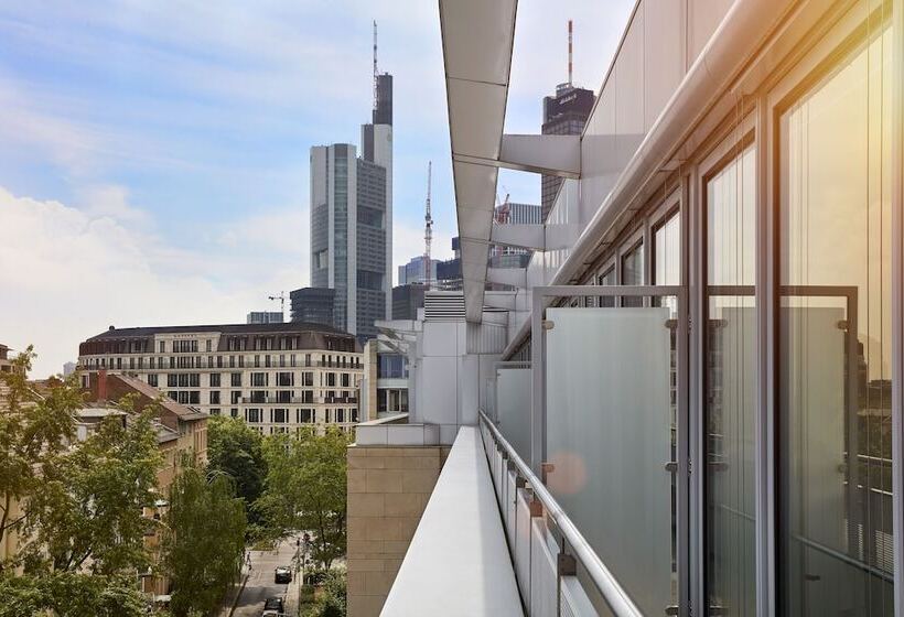 استودیوی استاندارد, The Doorman Welle Frankfurt Am Main