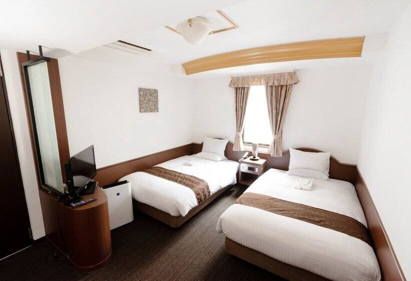 Номер Economy, Toyo Hotel