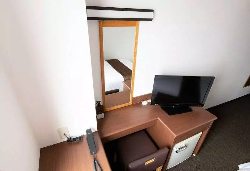 اتاق استاندارد یک نفره, Toyo Hotel