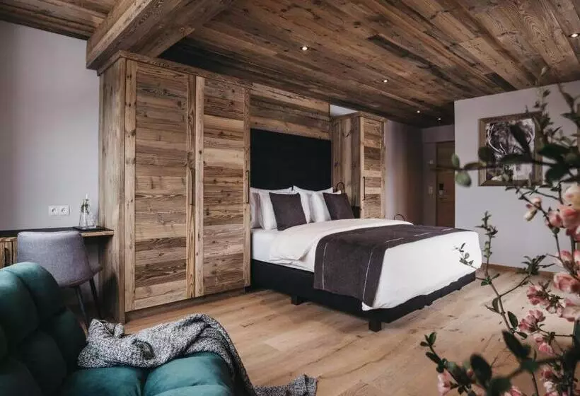 ジュニアスイート, Vaya Zillertal
