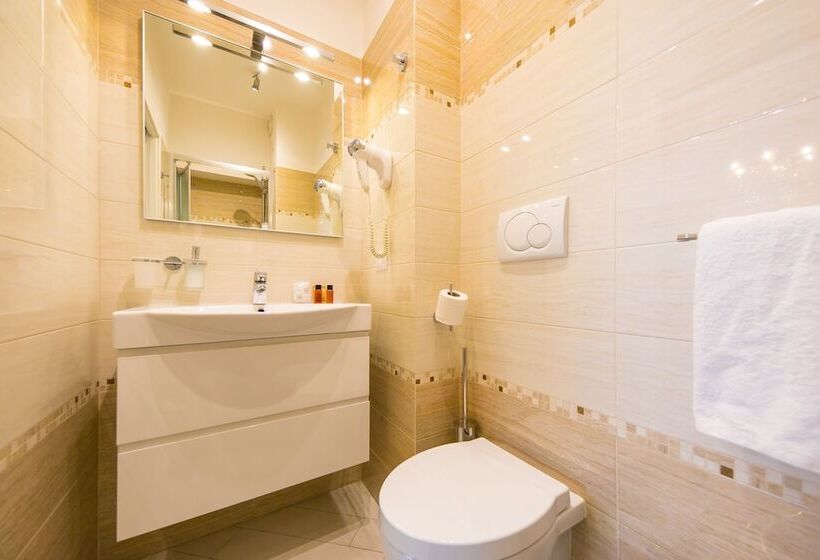 سوئیت با وان آب گرم, Suites Roma Tiburtina