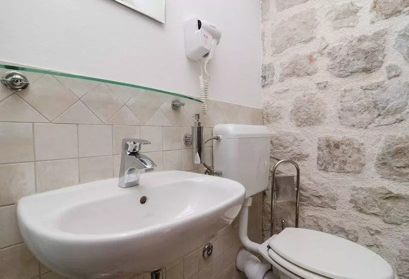 اتاق استاندارد با چشم‌انداز دریا, Eddie's Sea View Rooms Old Town