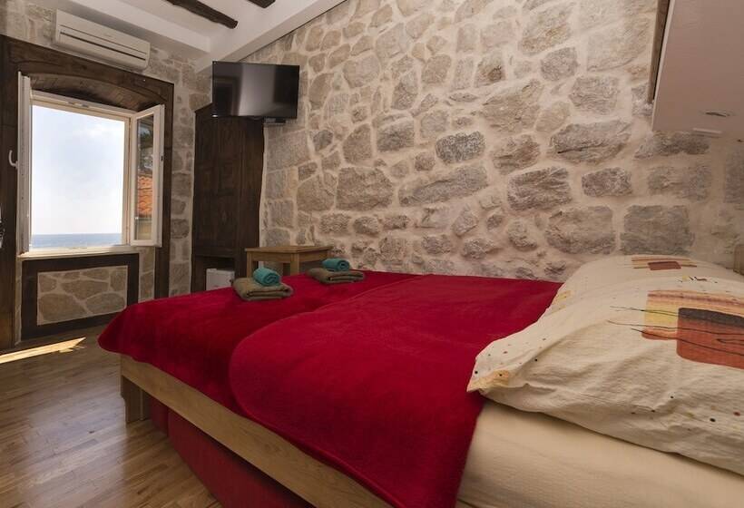 Номер Стандарт Вид на Море, Eddie's Sea View Rooms Old Town