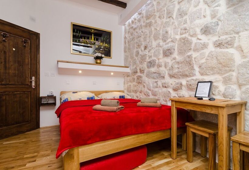 Номер Стандарт Вид на Море, Eddie's Sea View Rooms Old Town