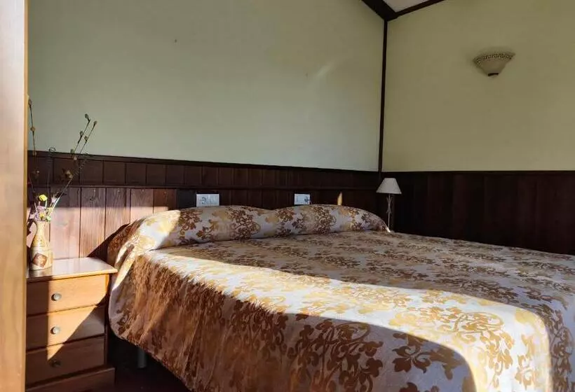 スタンダードバンガロー, Masia Del Cura