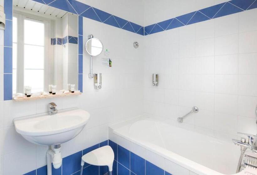 スタンダードトリプルルーム, Agate