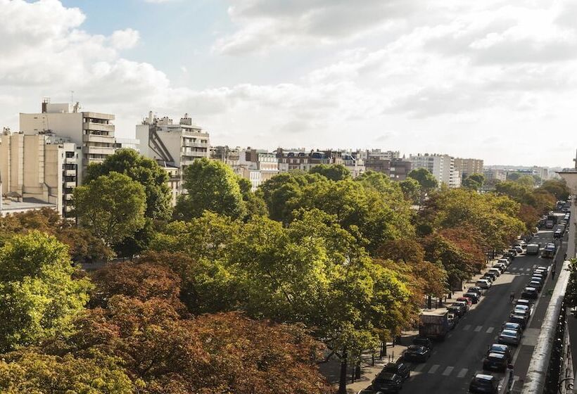 スタンダードトリプルルーム, Agate