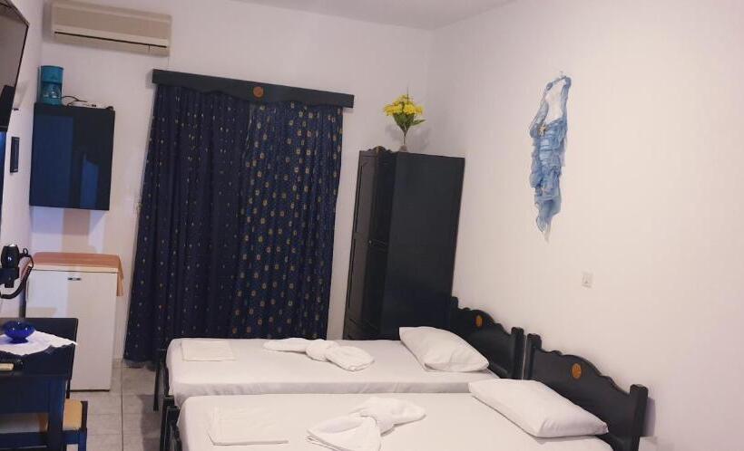 חדר סטנדרט עם מרפסת, Anna Zisimos