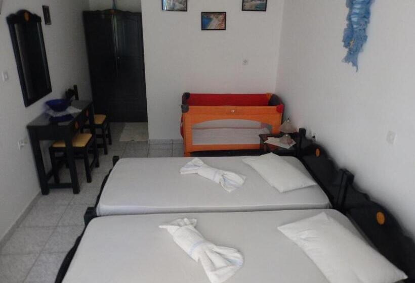 חדר סטנדרט עם מרפסת, Anna Zisimos