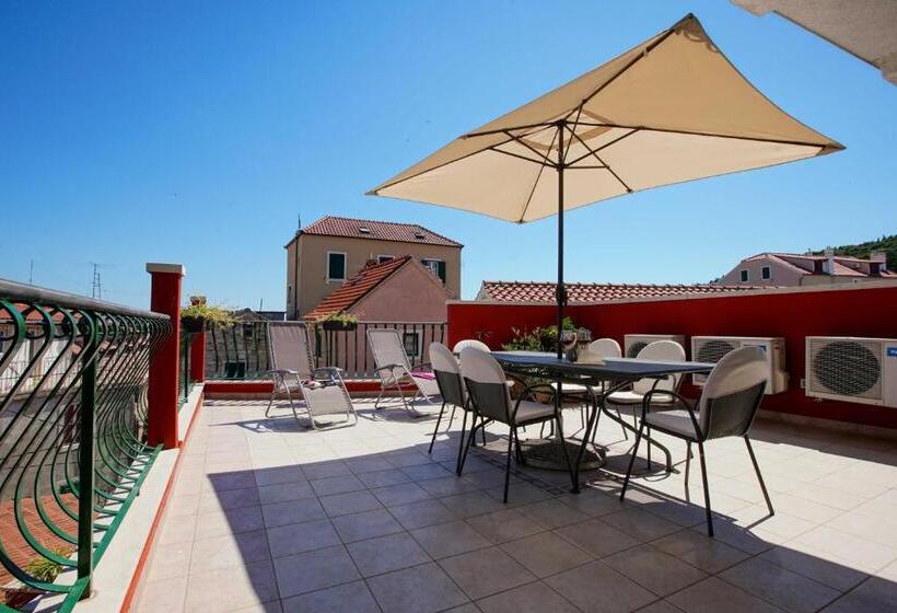 דירת שני חדרים עם מרפת, Boutique Guest Accommodation Zephyrus