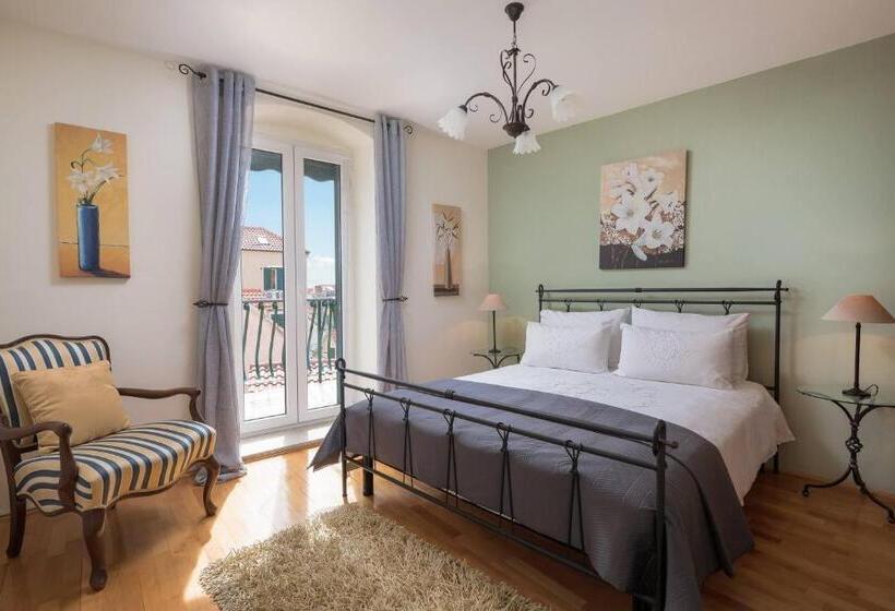 דירה בת חדר שינה 1 עם מרפסת, Boutique Guest Accommodation Zephyrus