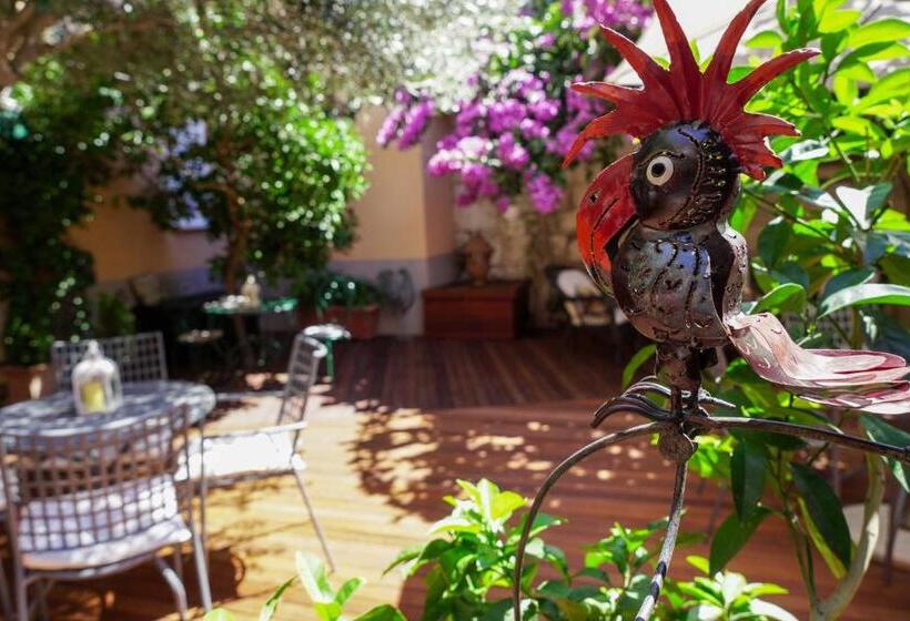 חדר סטנדרט נוף לגינה, Boutique Guest Accommodation Zephyrus