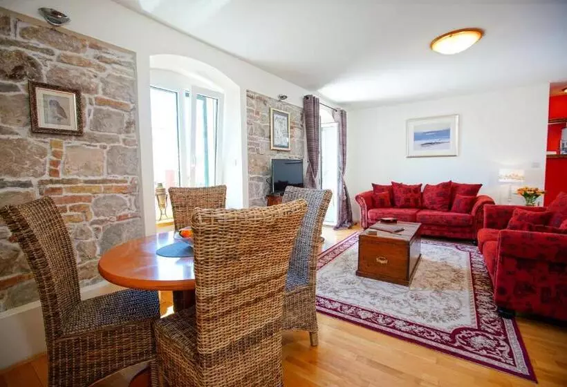 Apartamento 2 Quartos com Varanda, Boutique Guest Accommodation Zephyrus