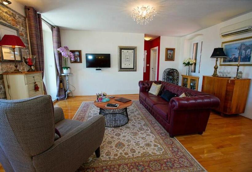 带1个卧室的带阳台的公寓, Boutique Guest Accommodation Zephyrus