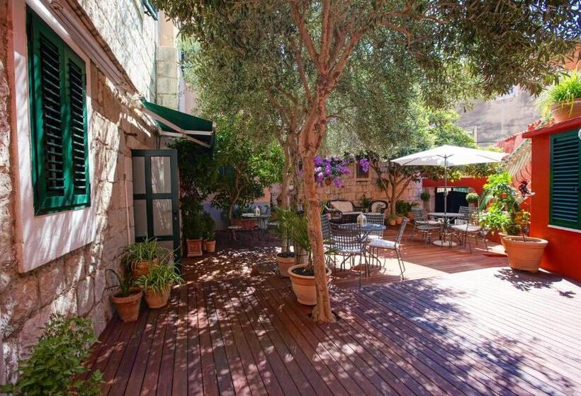חדר סטנדרט נוף לגינה, Boutique Guest Accommodation Zephyrus