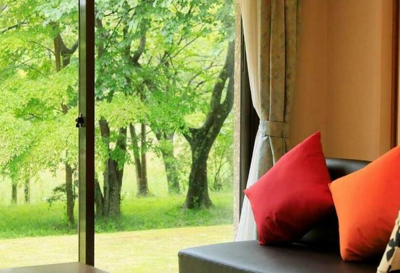 패밀리 룸, Izu Ippeki Lake Lakeside Terrace