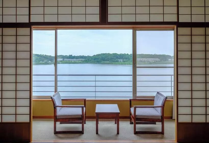 اتاق استاندارد با چشم‌انداز دریاچه, Apa Hotel & Resort Kaga Katayamazu Onsen Kasuikyo
